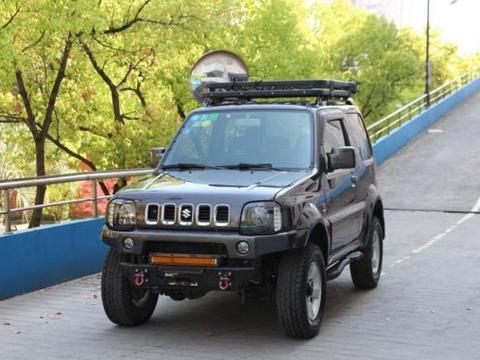 花8万买辆吉姆尼，非承载车身，爬山越岭的“小”家伙