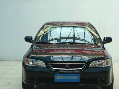 看了台20年60万公里的雅阁, 我对日系车佩服的五体投地