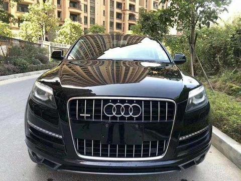 奥迪Q7仅售19万了 让它的小弟Q5\Q3怎么活呢