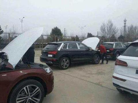 上千台奥迪Q5L停满广场，空间巨大完胜宝马X3，售价曝光很良心！