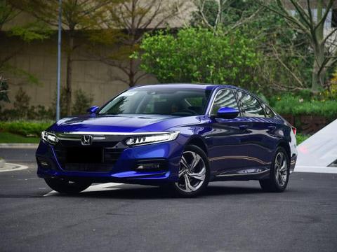 本田真的怂了！当年加价2万一车难求，如今雅阁优惠2万也卖不出去