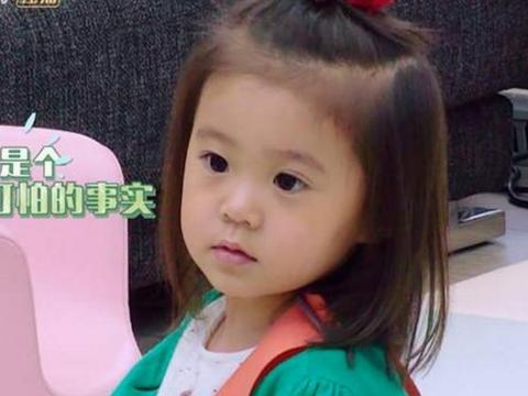 贾静雯告诉咘咘一个可怕的事实,让她不敢相信,别怕我们也经历过