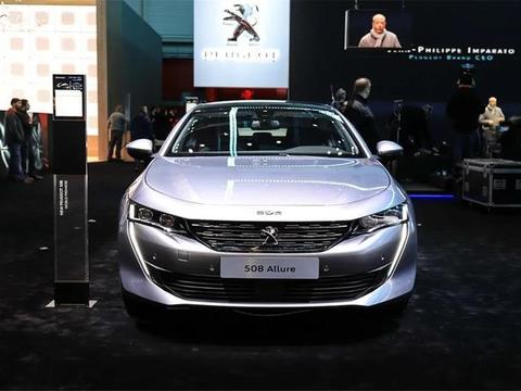 法系车火了，无框车门＋掀背车身，颜值媲美奥迪A7，就等国产了