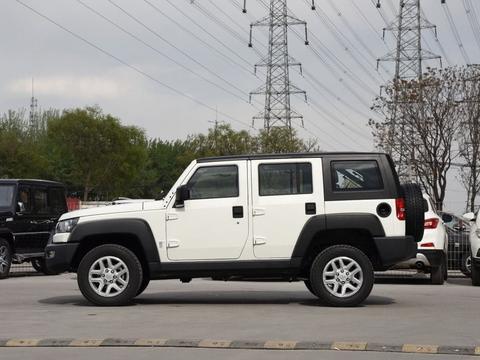 路虎都没它硬！新车外观强悍霸气，比普拉多霸道，不足16万！