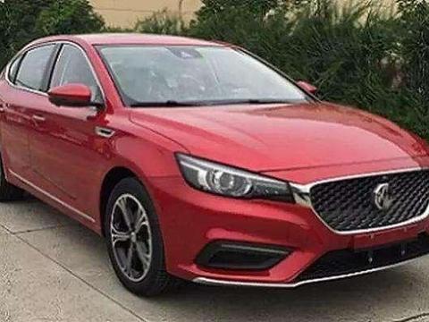 这才叫越级表现，这四款自动挡轿车售10万元，奢华大气性能强