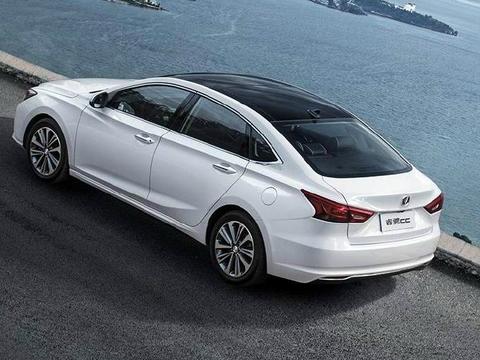 国产出新车，比凯美瑞都帅，车型线条完美至极，仅仅9万