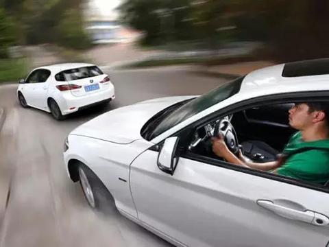 汽车是前驱还是后驱，是一件无足轻重的事