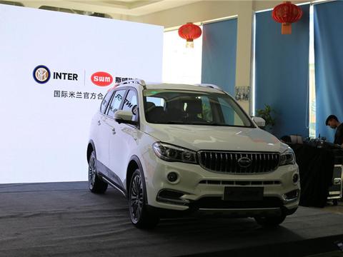 72项升级依旧售10万，斯威X7互联版上市|附斯威董事长龚大兴专访