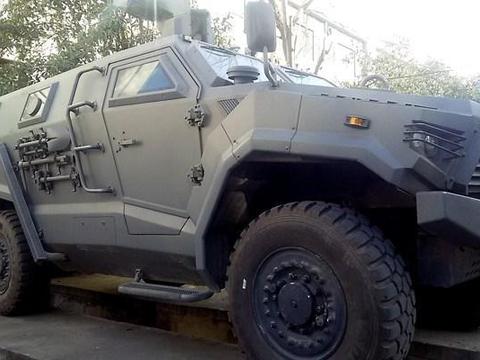 周先生喜提“东风猛士”, 花了93万, 开过后坦言: 油钱比车钱还贵