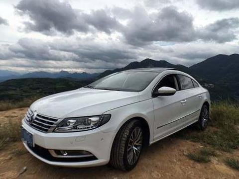 大众真拼了！最美大众车直降5万，仅20万配1.8T，比奥迪A4还漂亮