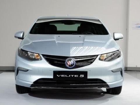 油门随便踩才1毛，油耗真的低，还标配10个气囊，买啥卡罗拉？