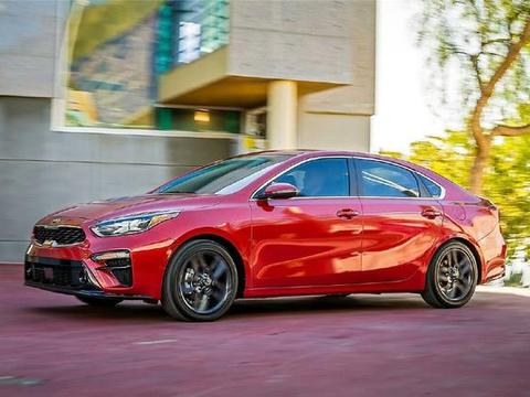 轿车无疑是当前市场香饽饽，国产自主品牌虽在轿车领域发展迟缓