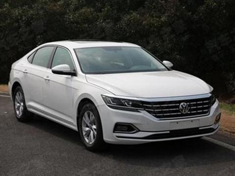 全新帕萨特咋成了“加大号朗逸”，是退化还是进步？