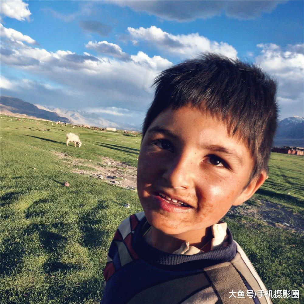 在气候恶劣的帕米尔高原, 却生活着最忠诚卫国的民族