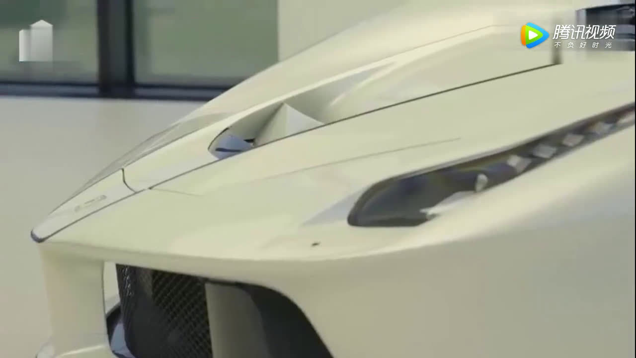 2500万的法拉利，启动瞬间告诉你什么才是超级跑车  ​