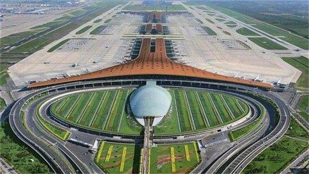 上海这机场在修第5条跑道首都机场也只有三条跑道你期待吗