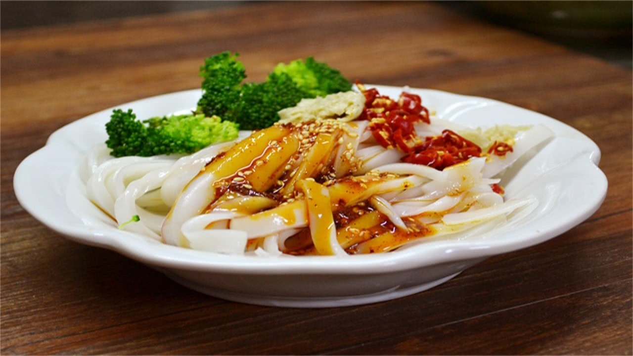 老外扬言一年吃遍中国美食，结果吃了五年还在西安转悠，搞笑了
