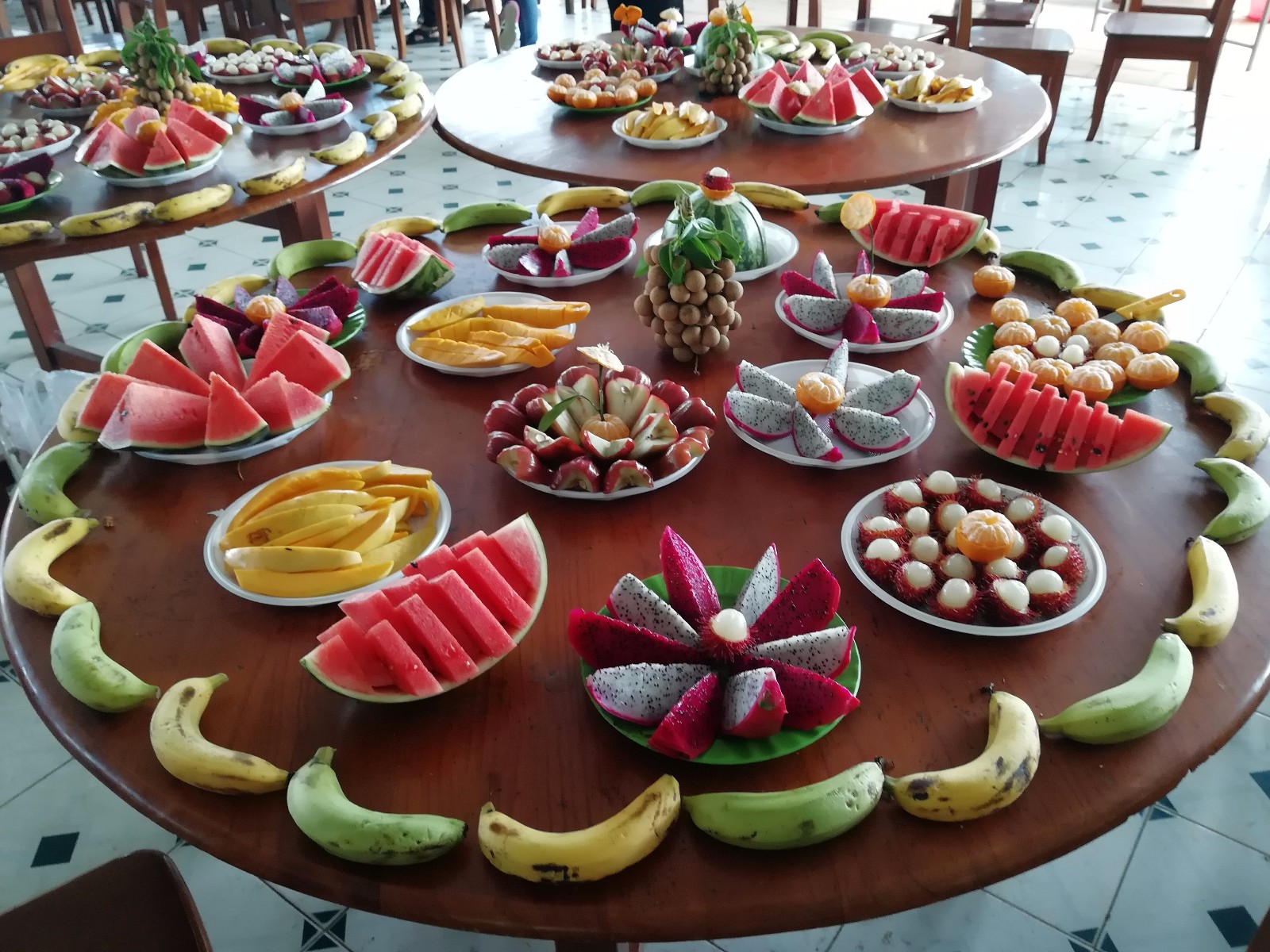 越南芽庄攻略:你知道越南三宝餐是啥吗?走心的水果派对!