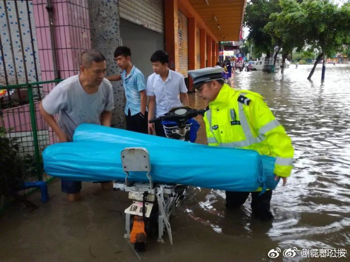 广州大暴雨,这些地方出现水浸