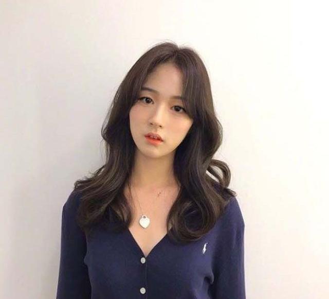 2018最火的刘海,超级显脸小!