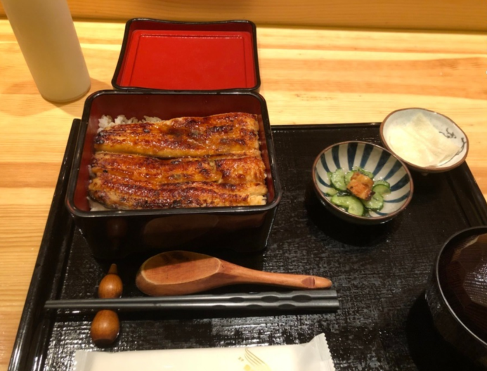 斗鱼吃鸡一哥小叮当深夜更微博:充实而忙碌,