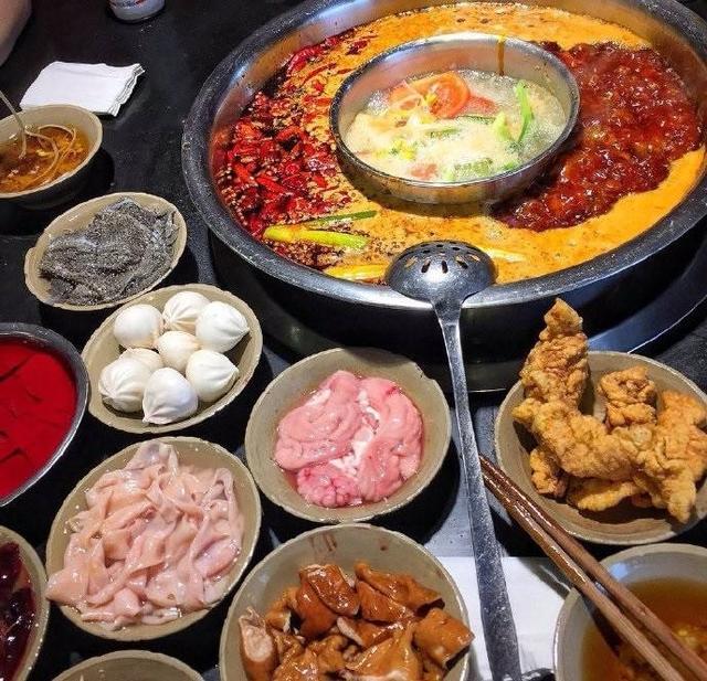 准妈妈(孕妇)不能吃火锅、麻辣烫、烧烤!