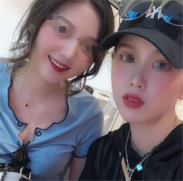 20岁滴滴顺风车遇害女子近照:爱穿低胸肚脐装