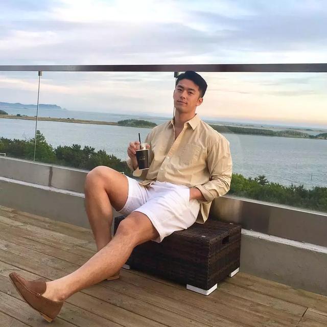 穿搭|肌肉型男穿衣很尴尬,IG人气肌肉男教你穿出好感度