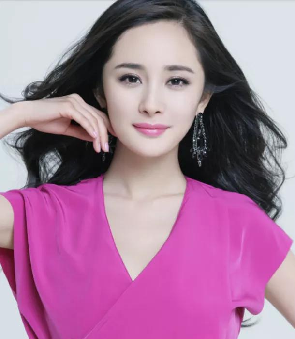 中国"最耐看"的7位女星,赵丽颖垫底,第一长得美若天仙