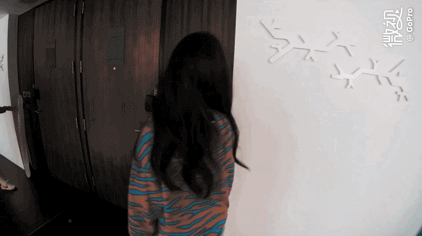 这次她带上长板来到宝岛台湾 在台北的街上尽情的表演着 并拿着gopro