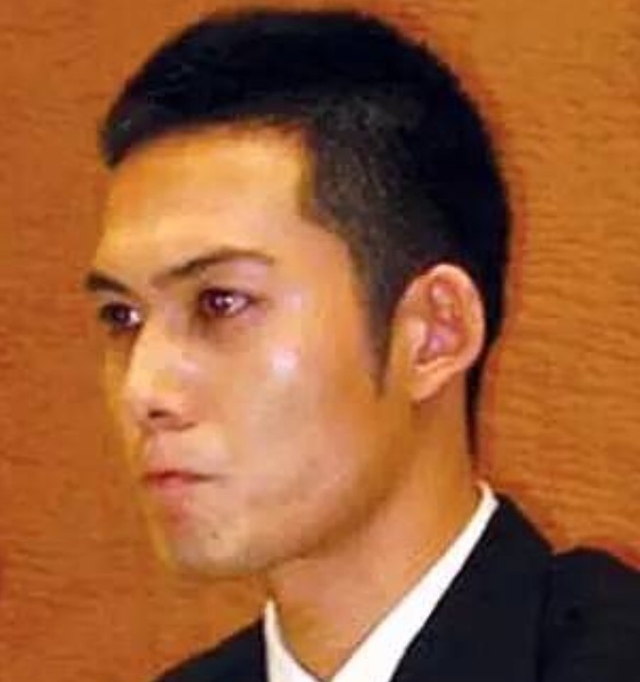 他是日本最后的美少年，却因恋爱打人惨遭封杀，如今成落魄大叔！