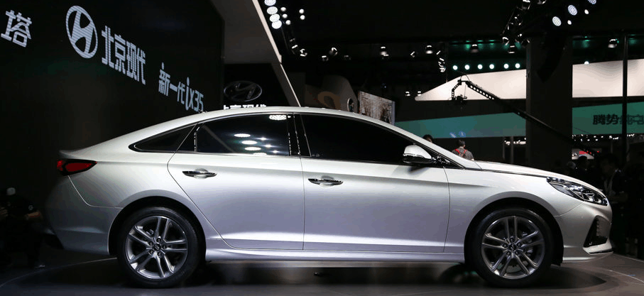 全新整容之后, 谁再喊我屌丝我就跟谁急