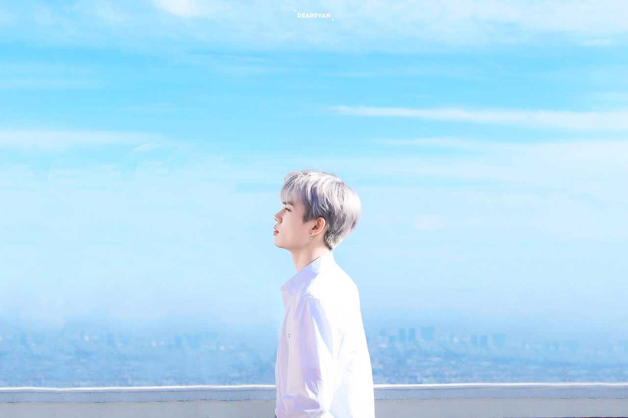 在Evanism眼里林彦俊是个大写的文艺青年