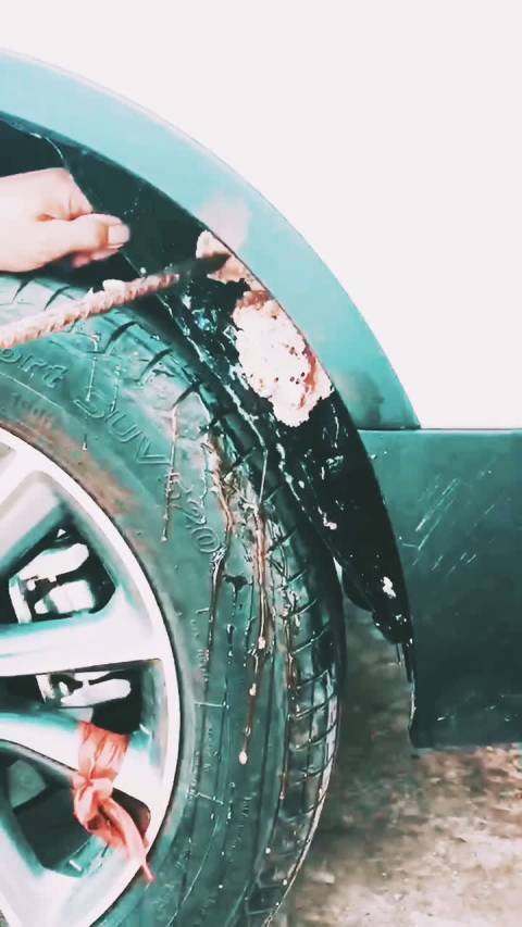 网友爆料:北京朝阳区大悦城附近,一辆奥迪R8跑