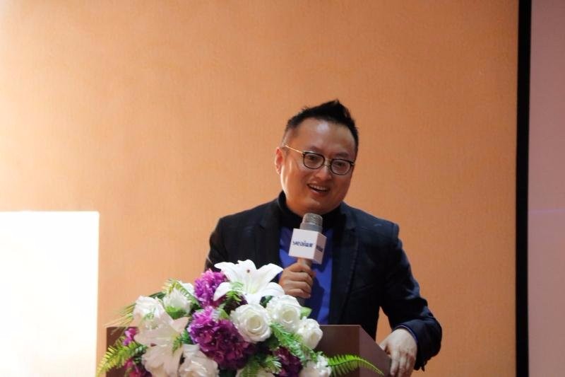 活动由湖北电视台著名主持人田野主持,湖北省政协常委,全国人大代表