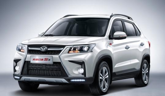 国产雷克萨斯来了！售价6万还是涡轮增压，外形吊打哈弗H2！