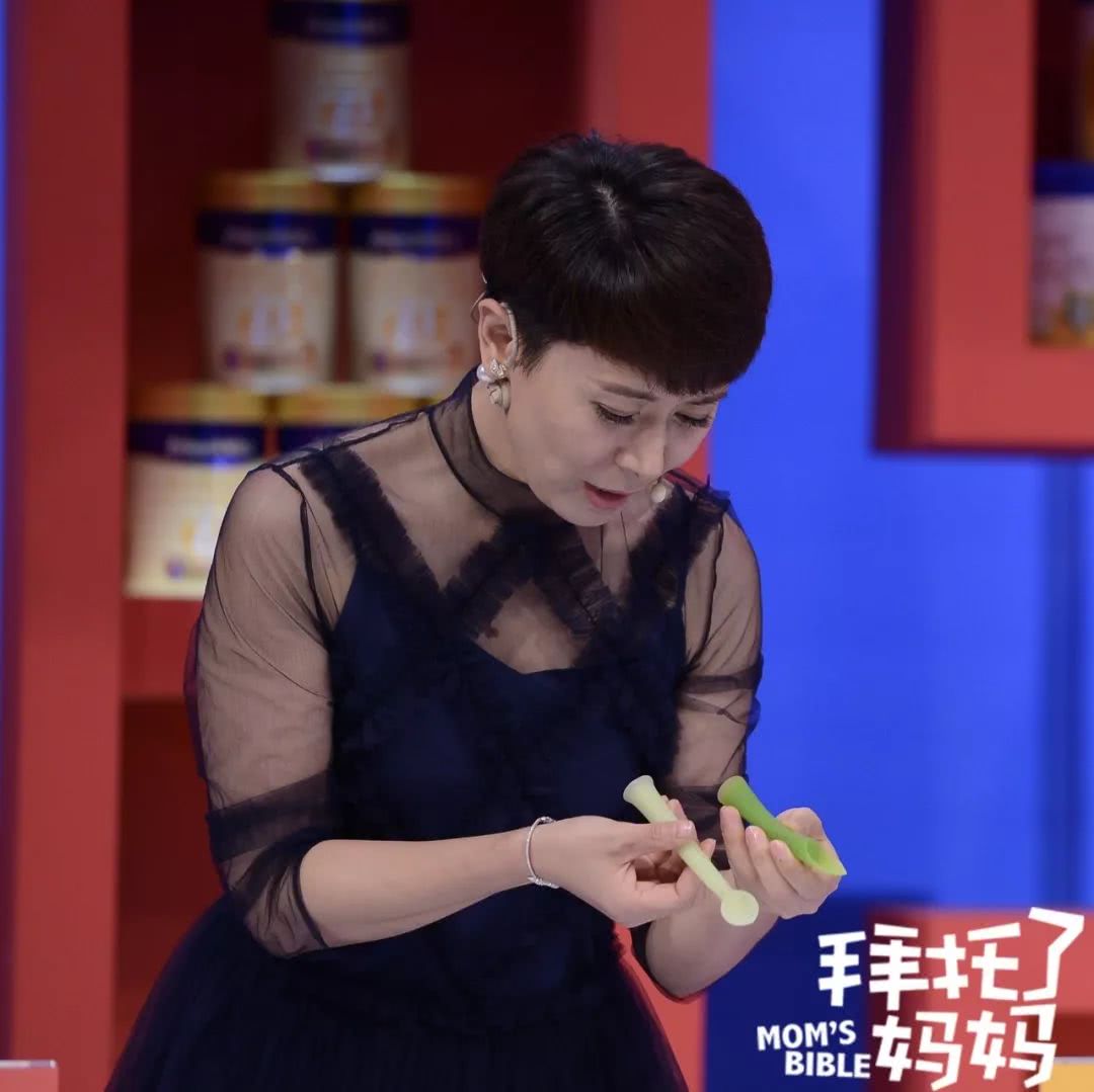 朱丹推荐的辅食勺,6个月用到1岁半,宝宝学习自