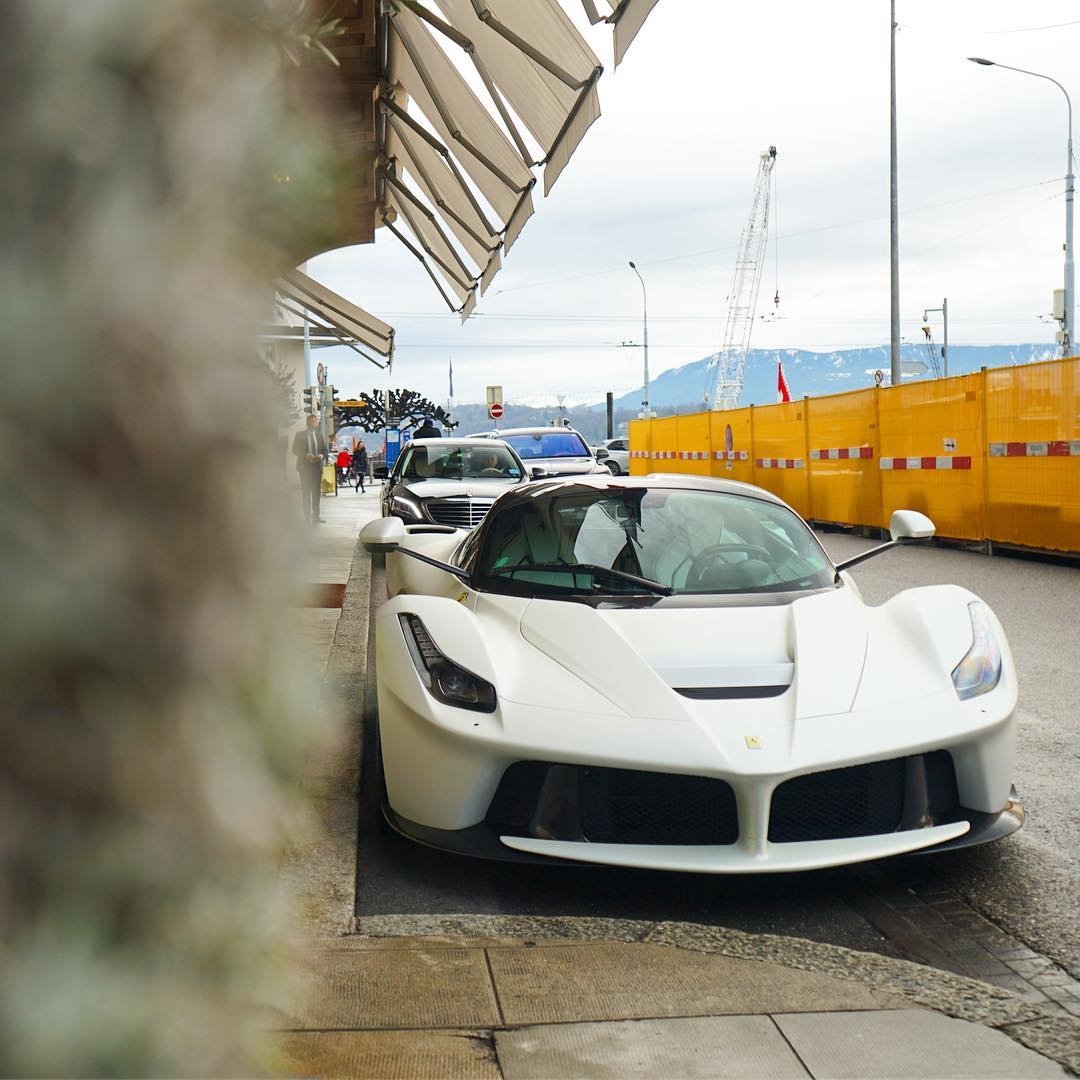 法拉利LaFerrari & 奔驰G63 6X6