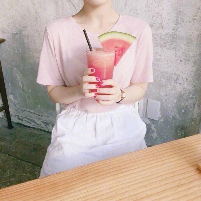 不要过份依赖友谊或者花很多心思去猜度身边的