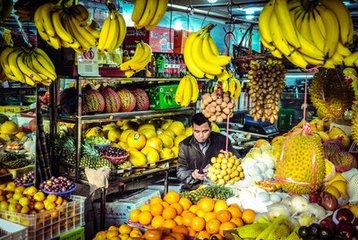 做水果生意赚钱吗? 开辟新销路半年赚千万!