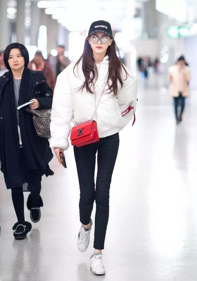 别再买烂大街的Adidas小绿尾了,还有其他更值