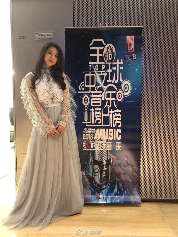 歌手(Hana)日前飞抵北京为中央广播电视台全