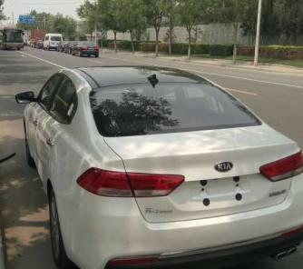 舅舅推荐我买宝骏560，我却不听话买了这车，试驾完老爸很开心！