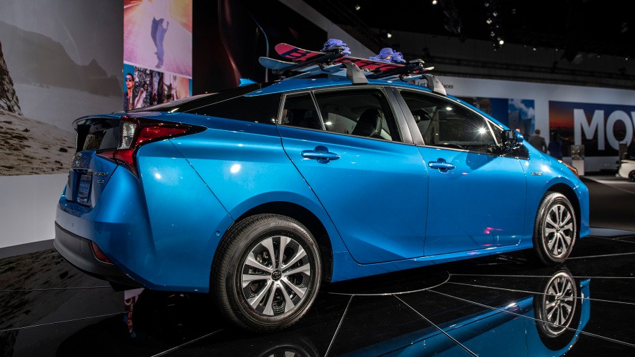 2019款 丰田 普锐斯 awd-e-新浪汽车图片