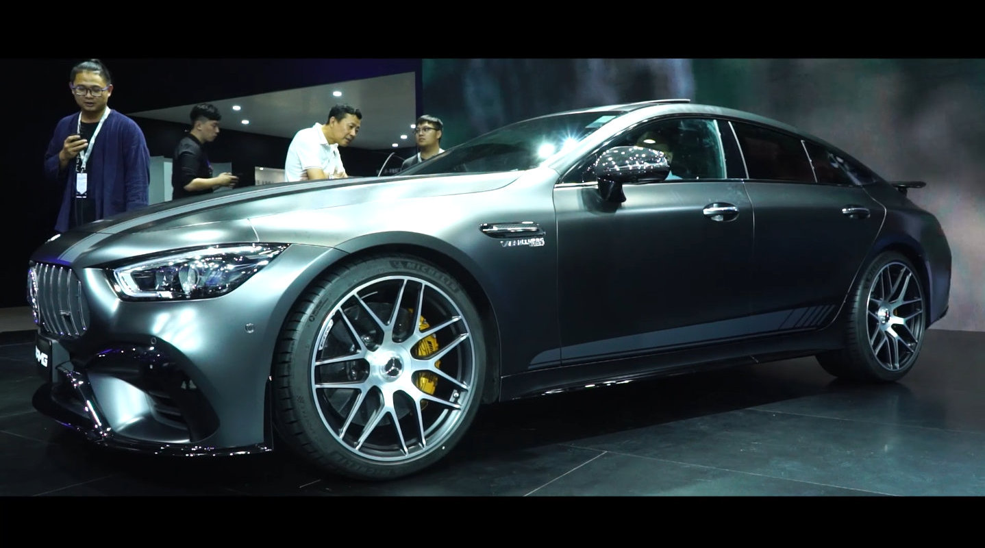 豪华舒适又运动的三好学生 广州车展体验AMG GT四门