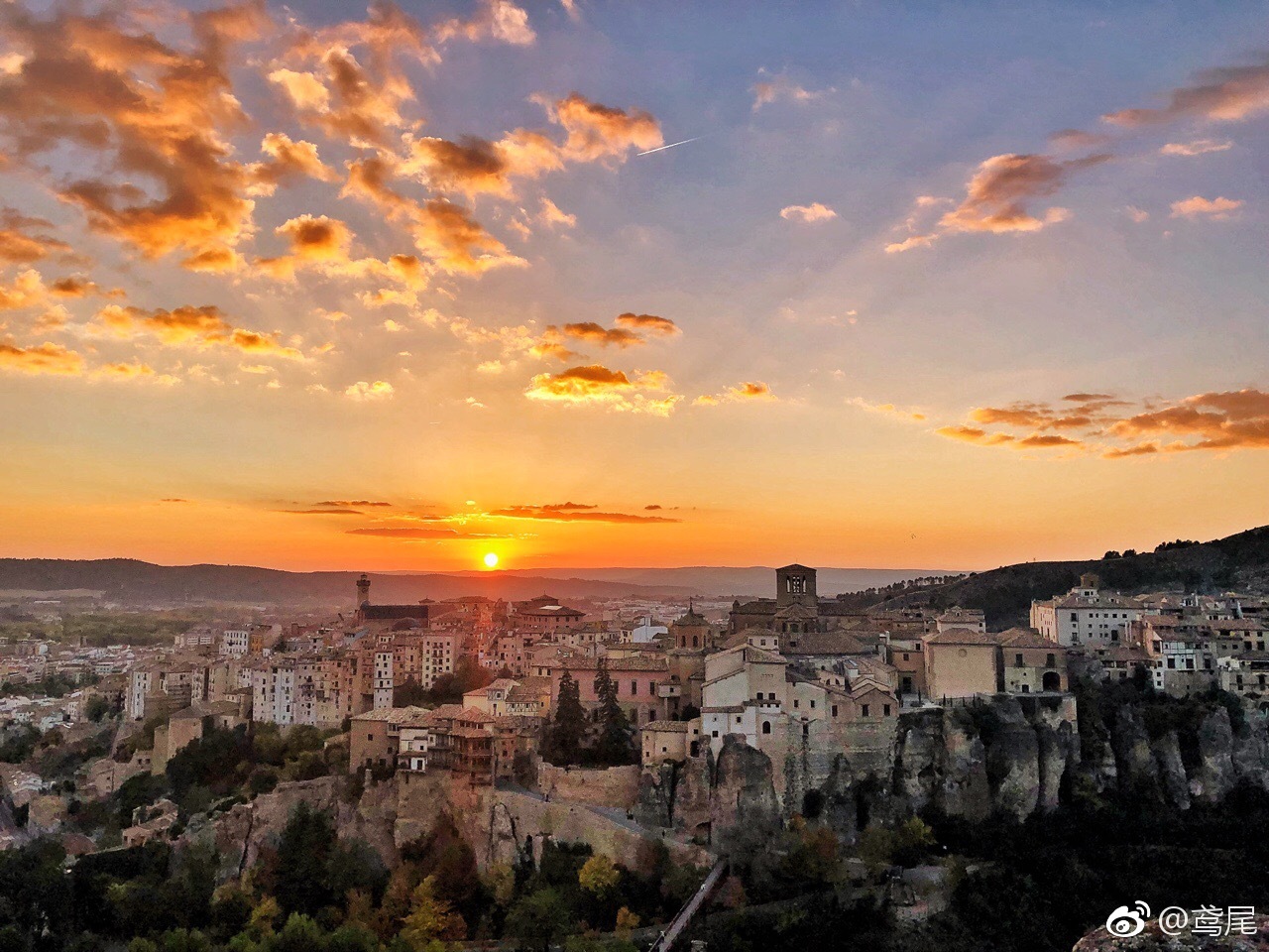 太喜欢西班牙的世界遗产小镇:昆卡!这座悬在半
