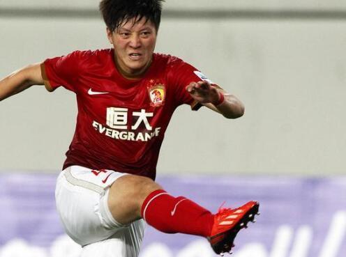 前国足队长现在屈居中乙,他成为球队冲甲的最