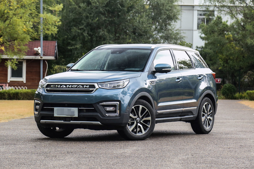 都是10万级手动挡SUV, 长安CS55和奇瑞瑞虎7怎么选?