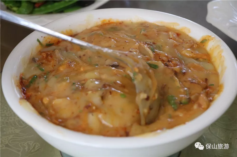 火烧肉稀豆粉牛肉骨头鲊施甸707的美味让人欲罢不能