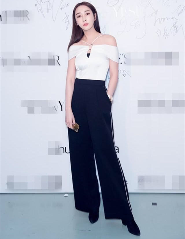 杜若溪这一身全靠两条线支撑着,竟也敢勒那么